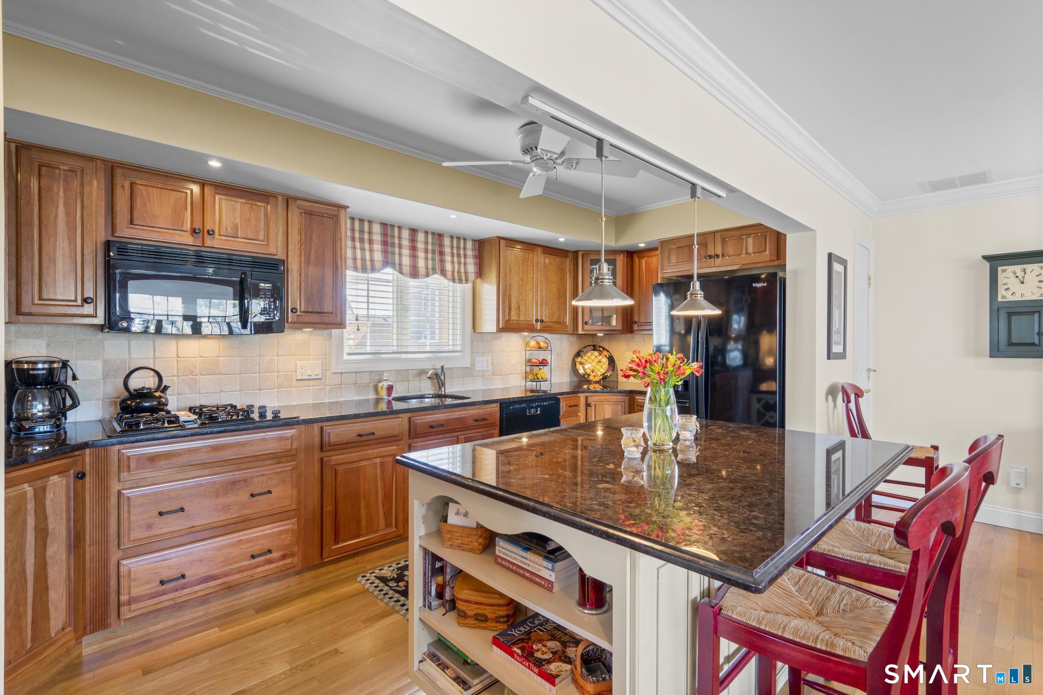 77 Merwin Avenue, Unit A Milford, CT 06460 - Photo 10 of 37