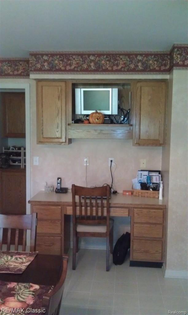 46419 Mornington Road Canton, MI 48188 - Photo 21 of 35 office area in kitchen