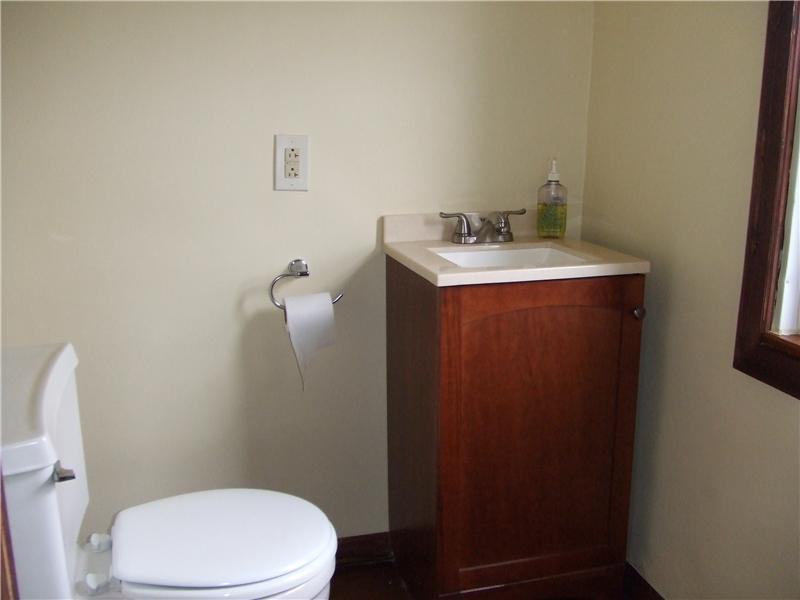 118 Whitestown Road Lyndora, PA 16045 - Photo 21 of 22 Partial Bath.