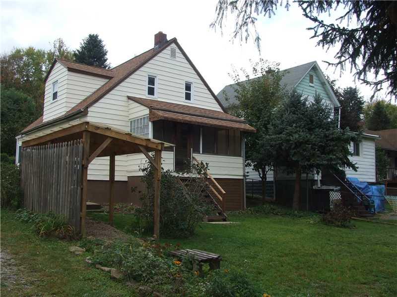 118 Whitestown Road Lyndora, PA 16045 - Photo 4 of 22 Exterior Back.