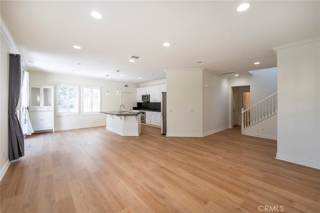185 Pathway Irvine, CA 92618 - Photo 7 of 45