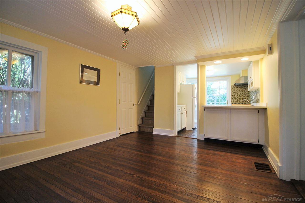 314 Reno Lane Grosse Pointe Farms, MI 48236 - Photo 11 of 29