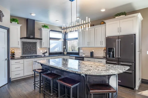 $885,000 | 405 Woodfield Prairie Way, Hobart, WI 54155