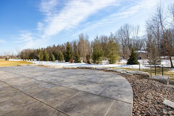 $885,000 | 405 Woodfield Prairie Way, Hobart, WI 54155