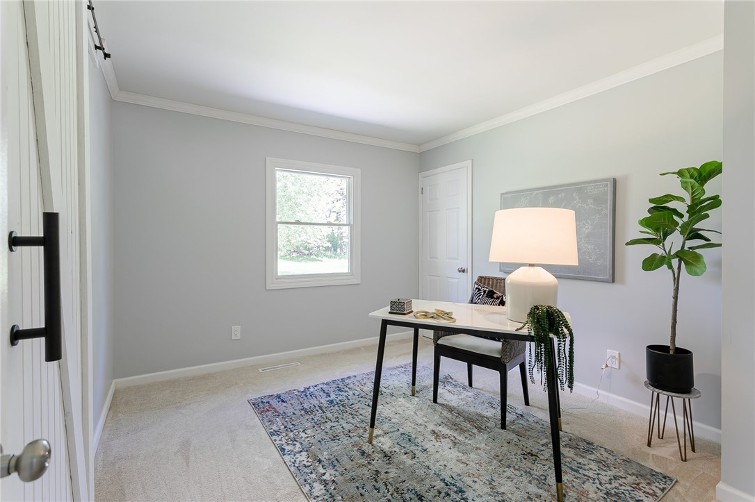 16 Hollybrook Road Henrietta, NY 14623 - Photo 14 of 20