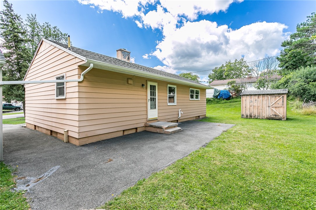 16 Hollybrook Road Henrietta, NY 14623 - Photo 18 of 20