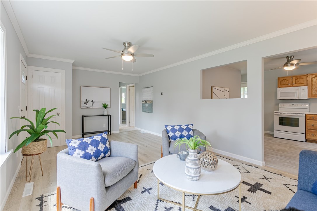 16 Hollybrook Road Henrietta, NY 14623 - Photo 5 of 20