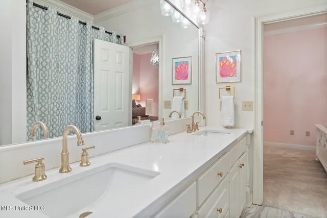 $499,000 | 300 Deer Hollow, Brandon, MS 39047