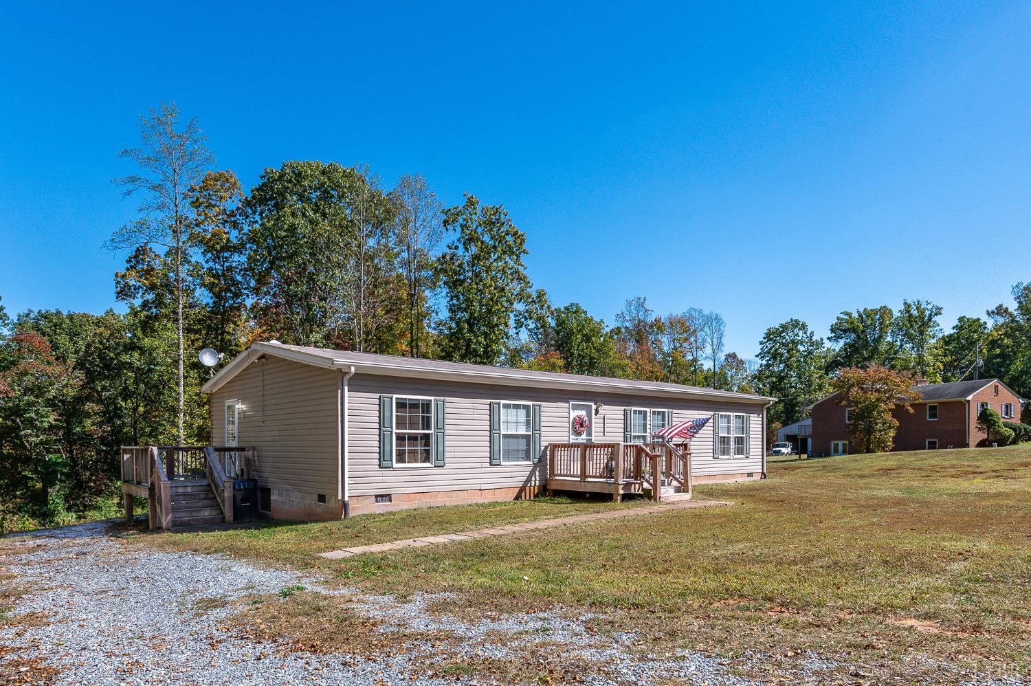 3418 Salem Road Spout Spring, VA 24593 - Photo 3 of 28