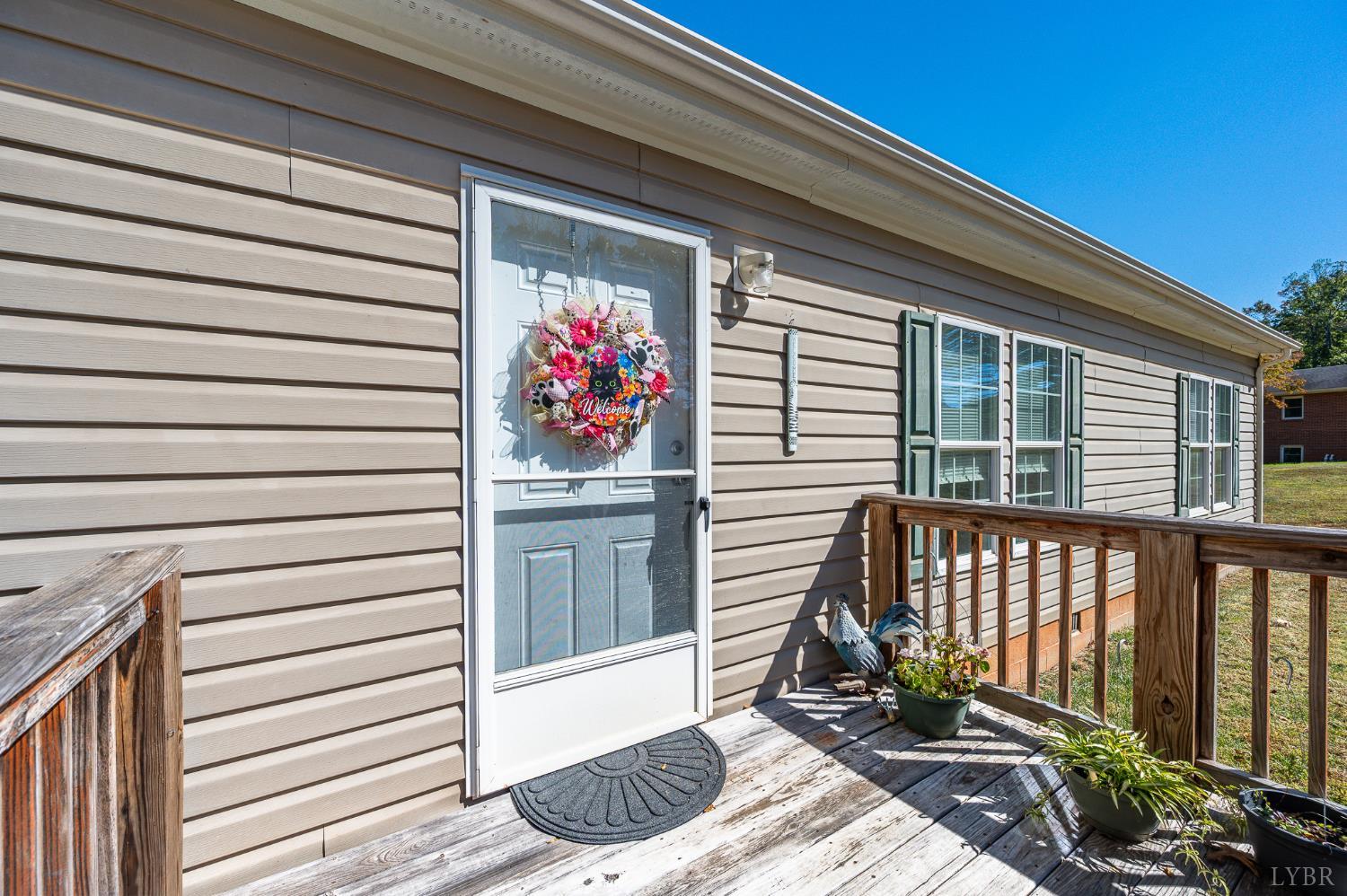 3418 Salem Road Spout Spring, VA 24593 - Photo 4 of 28