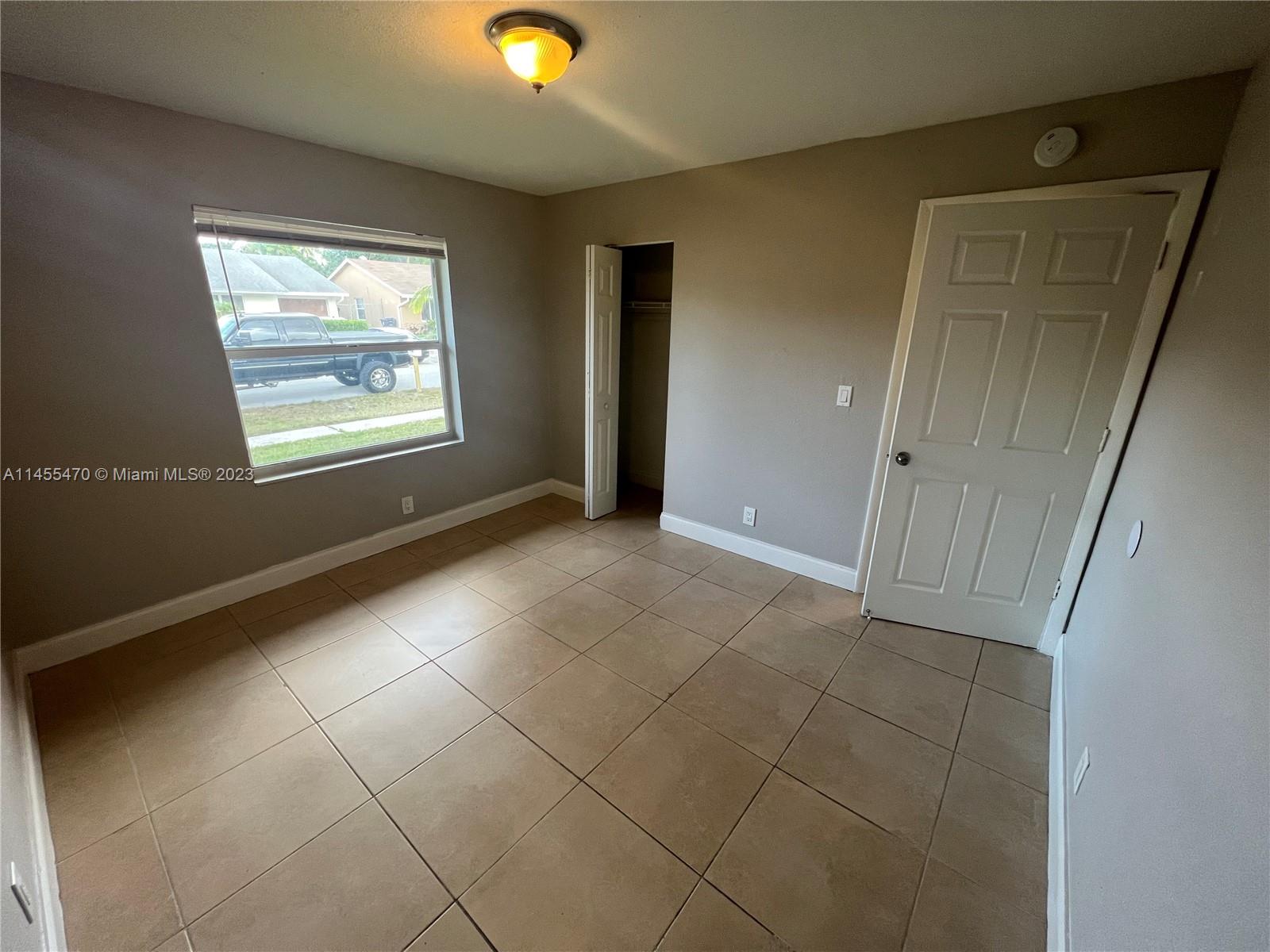 6090 Westfall Road Lake Worth, FL 33463 - Photo 3 of 12 Gallery Image 3