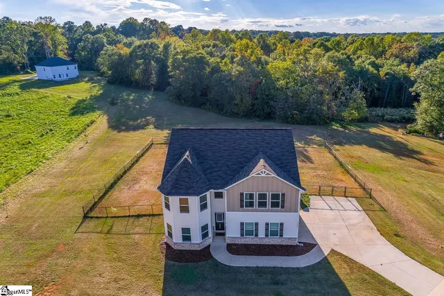 $385,000 | 1237 Twin Bridge Road, Gaffney, SC 29341