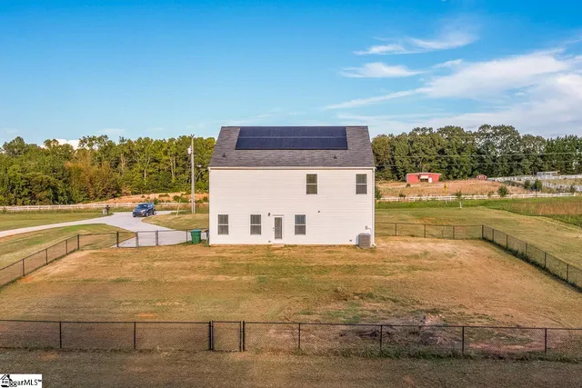 $385,000 | 1237 Twin Bridge Road, Gaffney, SC 29341