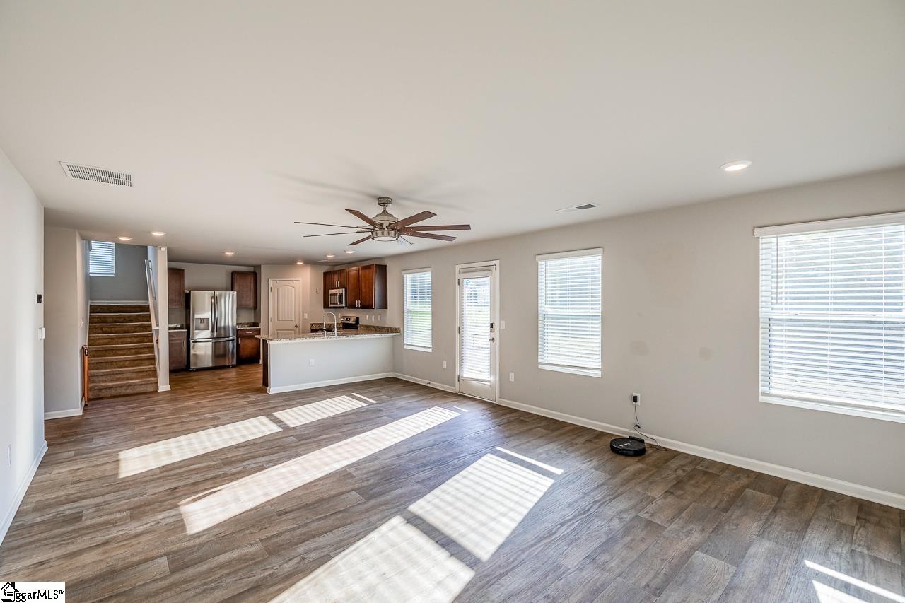 1237 Twin Bridge Road Gaffney, SC 29341 - Photo 4 of 42