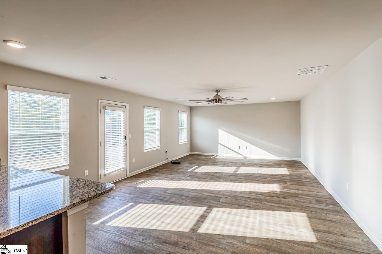 1237 Twin Bridge Road Gaffney, SC 29341 - Photo 5 of 42