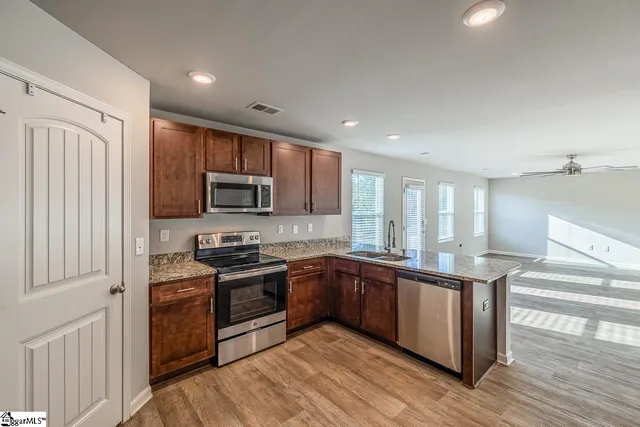 $385,000 | 1237 Twin Bridge Road, Gaffney, SC 29341