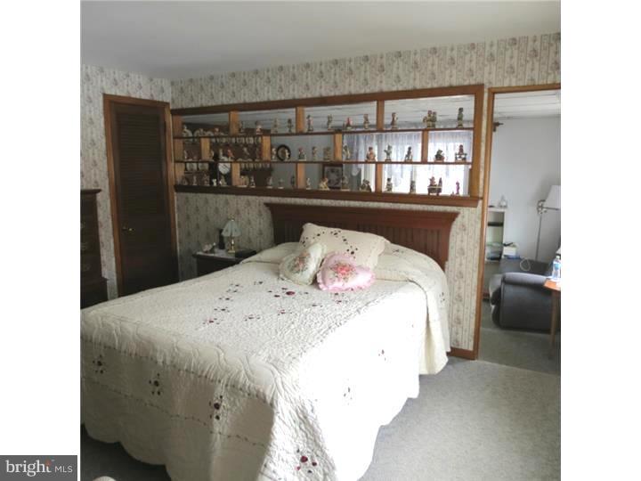 414 Clements Bridge Road Barrington, NJ 08007 - Photo 9 of 25 Bedroom - Main