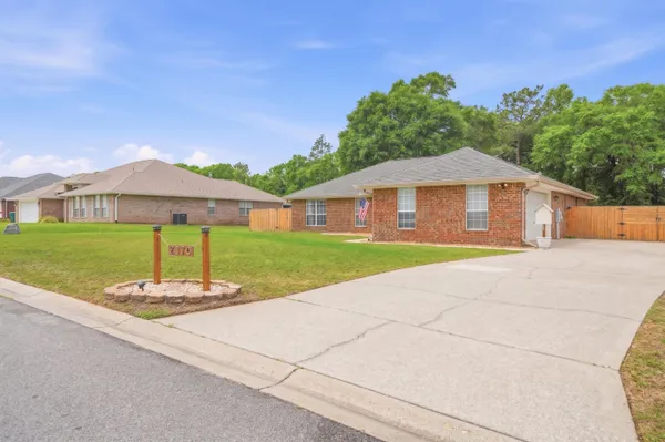 $325,000 | 2370 Barberee Drive, Crestview, FL 32536