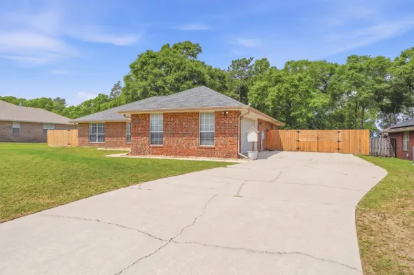 $325,000 | 2370 Barberee Drive, Crestview, FL 32536