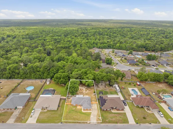 $325,000 | 2370 Barberee Drive, Crestview, FL 32536
