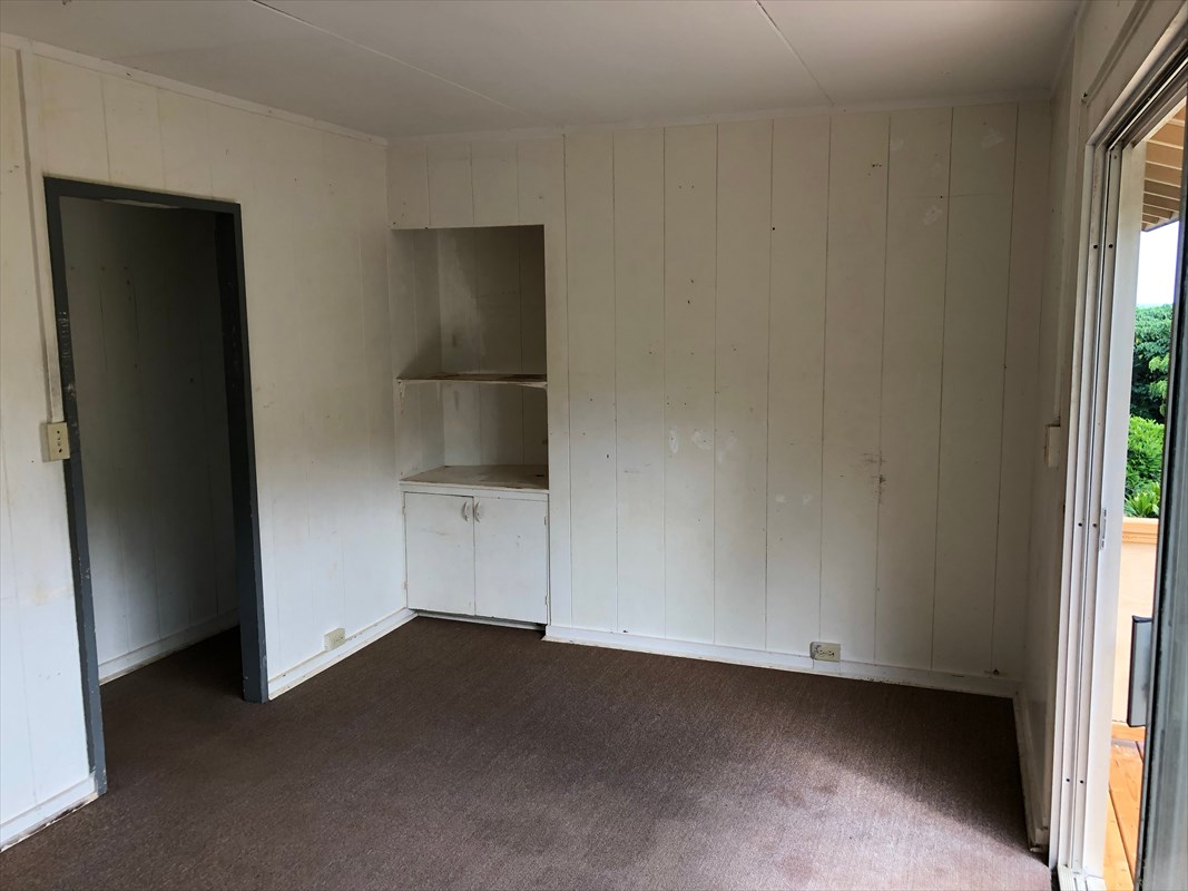 5309 Kihei Road Kapaa, HI 96746 - Photo 6 of 20 an empty room with windows