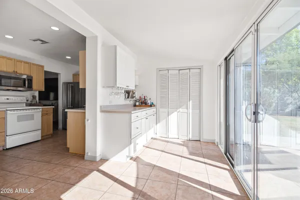 $825,000 | 4013 East Indianola Avenue, Phoenix, AZ 85018