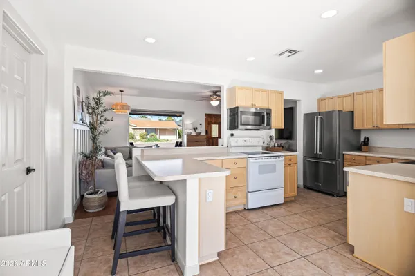 $825,000 | 4013 East Indianola Avenue, Phoenix, AZ 85018