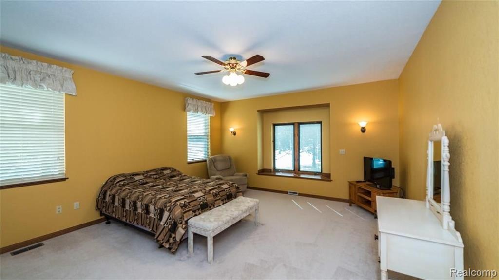 8651 Jackman Road Temperance, MI 48182 - Photo 44 of 91