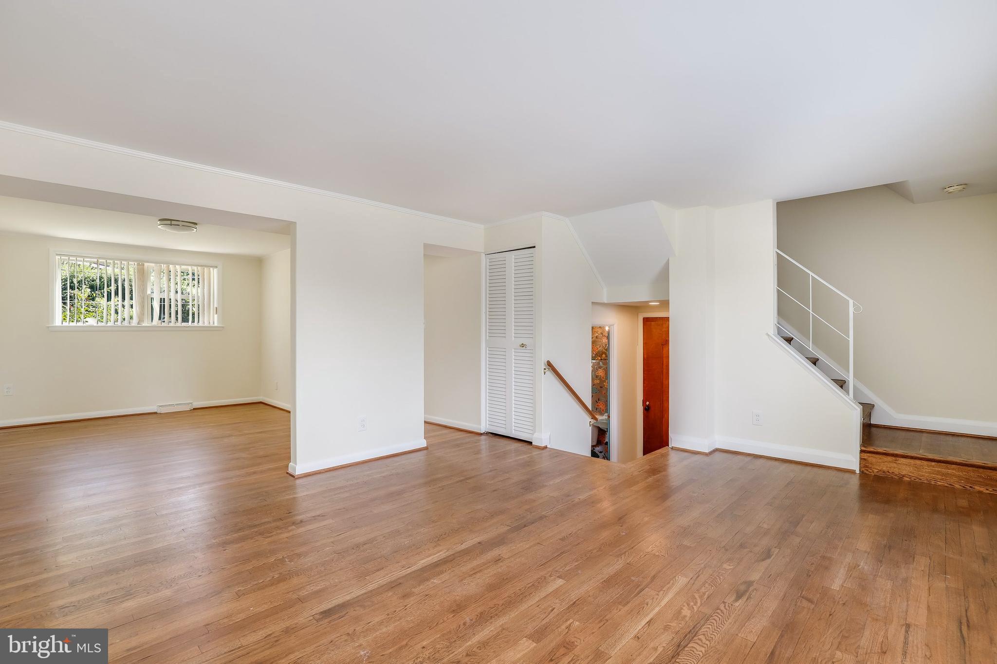 2400 Forest Green Road Baltimore, MD 21209 - Photo 4 of 26