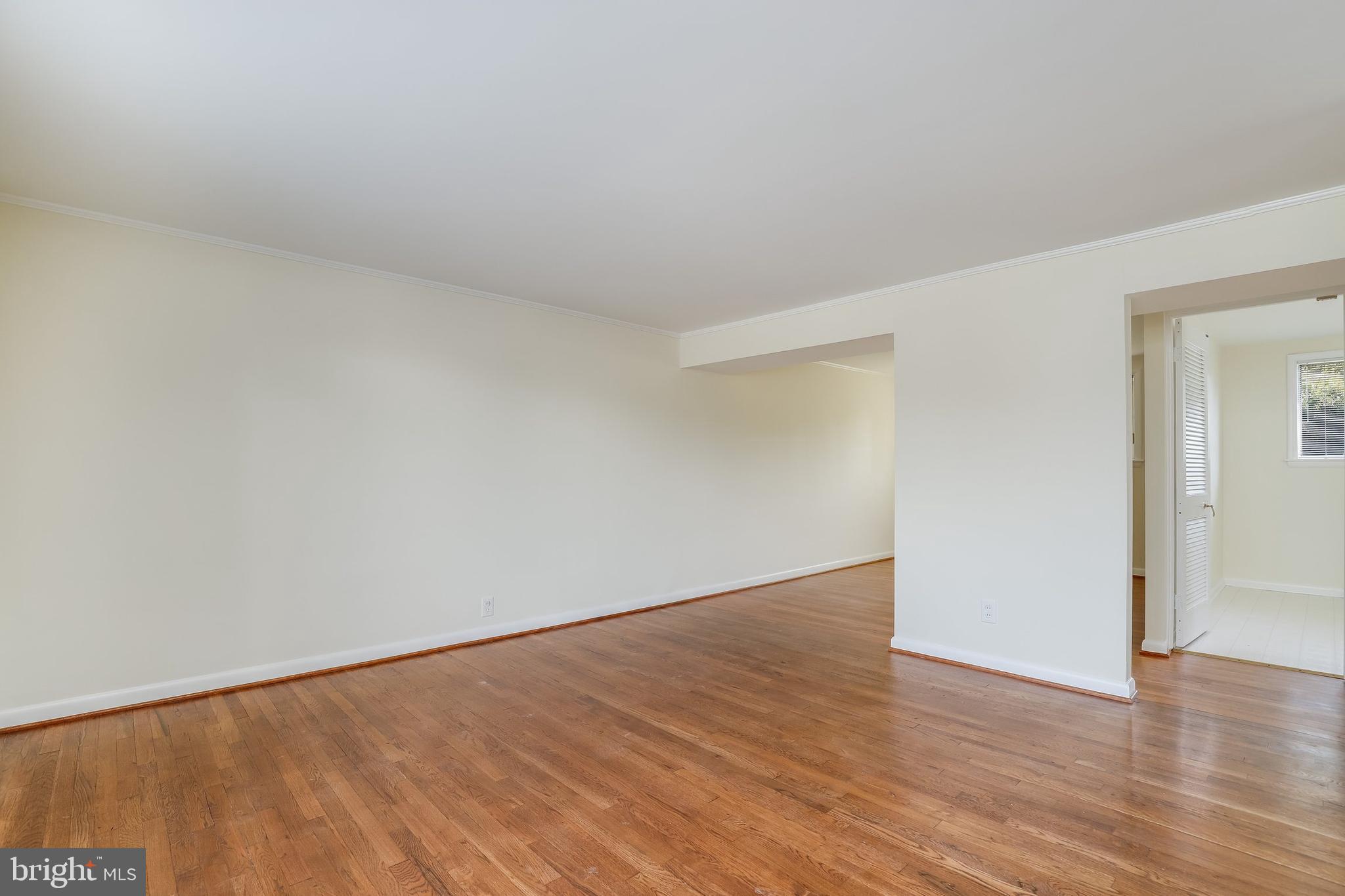 2400 Forest Green Road Baltimore, MD 21209 - Photo 5 of 26