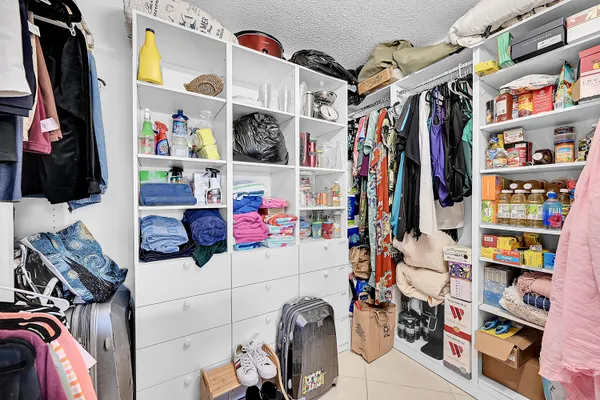 $2,100 | 777 South Federal Highway, Unit O203, Pompano Beach, FL 33062