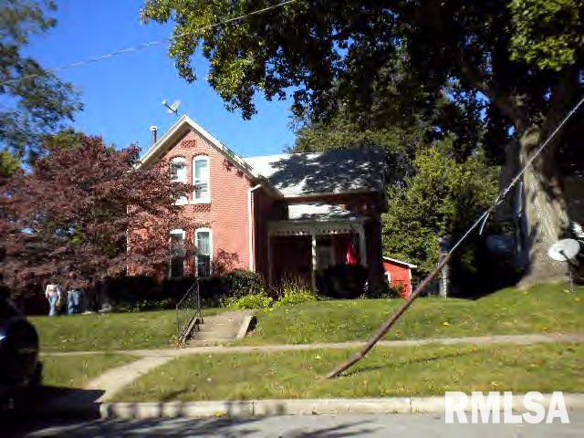 2077 Spring Street Quincy, IL 62301 - Photo 1 of 1