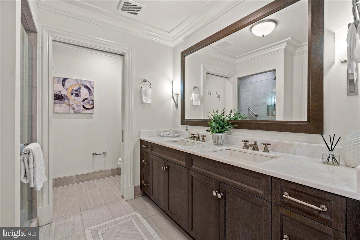 6900 Fleetwood Road, Unit 208 McLean, VA 22101 - Photo 32 of 38