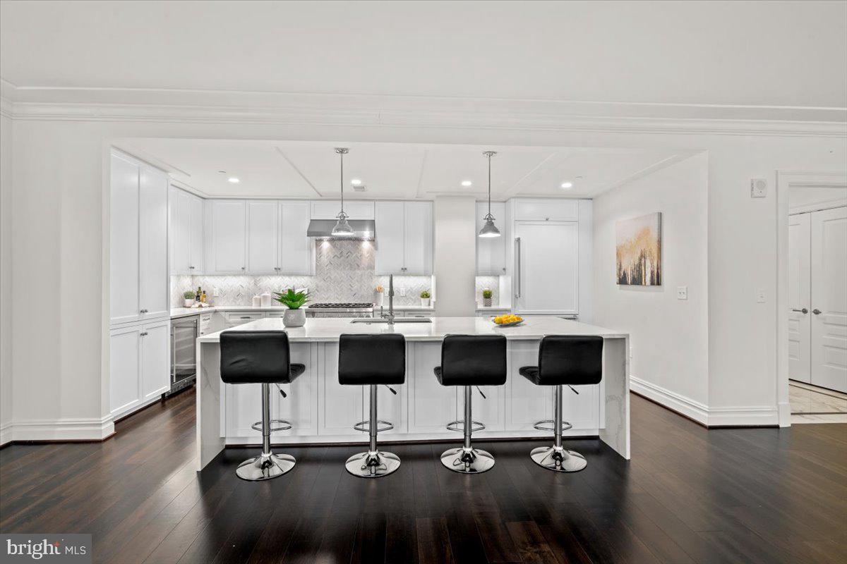 6900 Fleetwood Road, Unit 208 McLean, VA 22101 - Photo 5 of 38