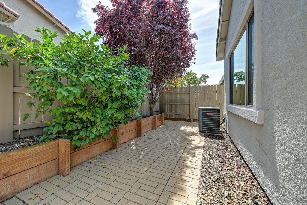 2232 Ranch View Drive Rocklin, CA 95765 - Photo 29 of 36