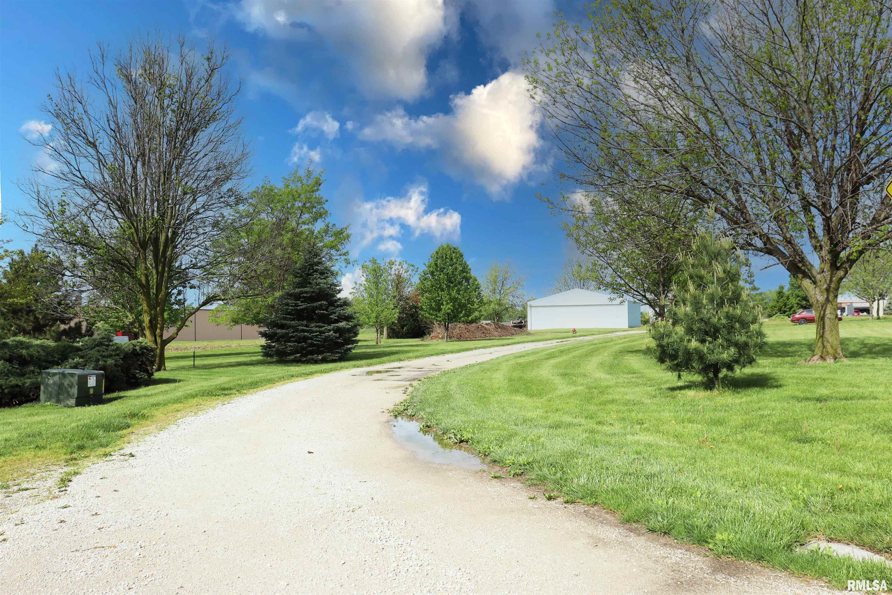 201 Willa Lane Washington, IL 61571 - Photo 14 of 54