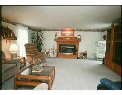 126 Cedar Ridge Drive Monaca, PA 15061 - Photo 3 of 8 Gallery Image 3