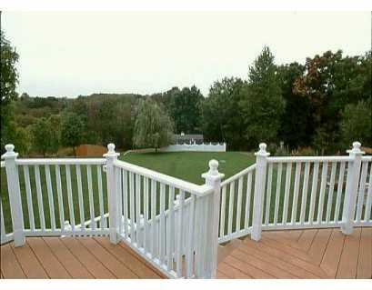 126 Cedar Ridge Drive Monaca, PA 15061 - Photo 4 of 8 Gallery Image 4