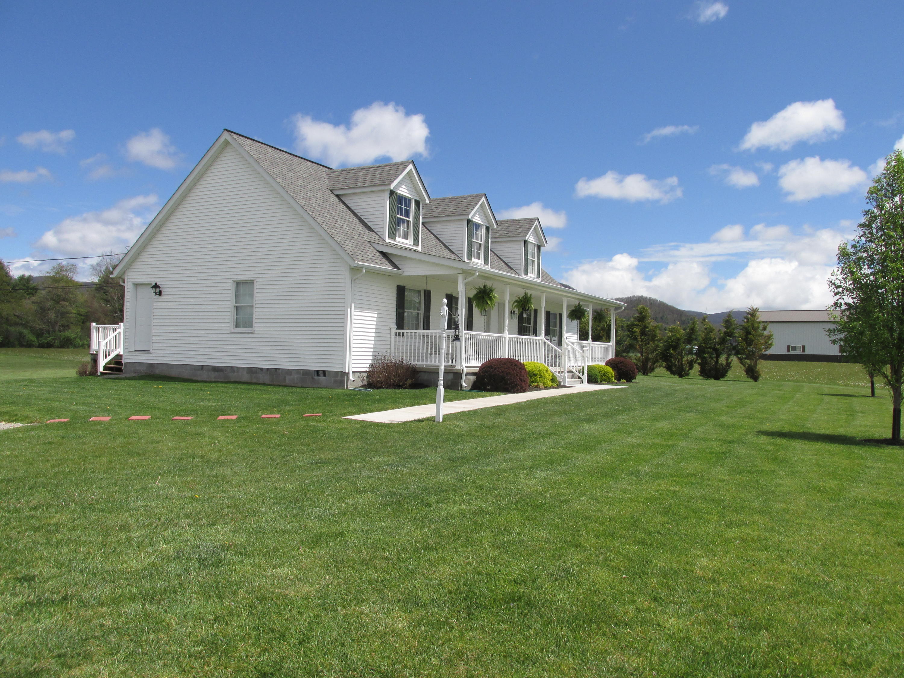 51 Back Draft Road Green Bank, WV 24944 - Photo 3 of 43 Gallery Image 3