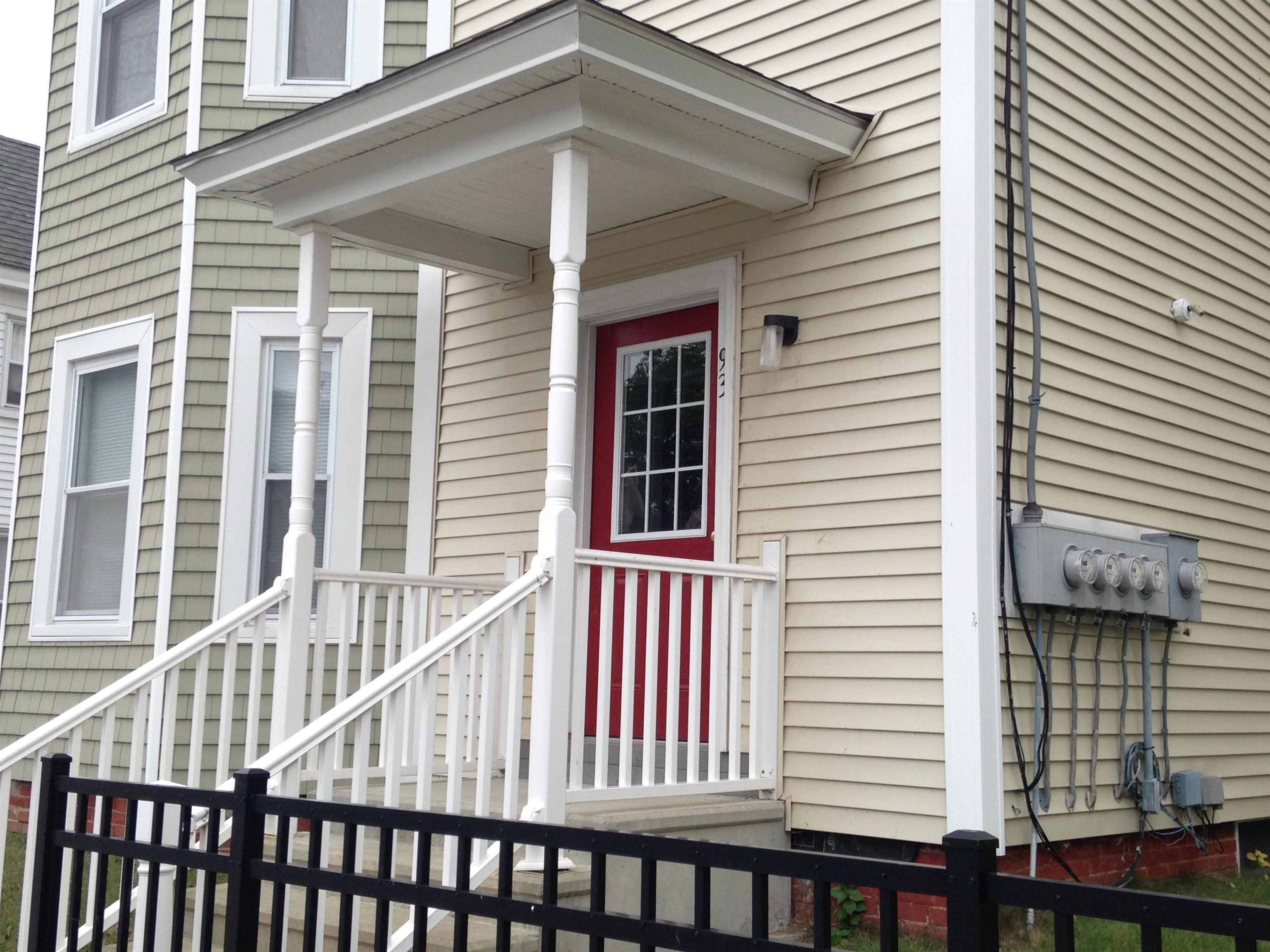 93 Second Street, Unit 3 Manchester, NH 03102 - Photo 4 of 57