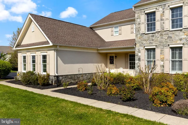 $1,500,000 | 15058 Bankfield Drive, Waterford, VA 20197