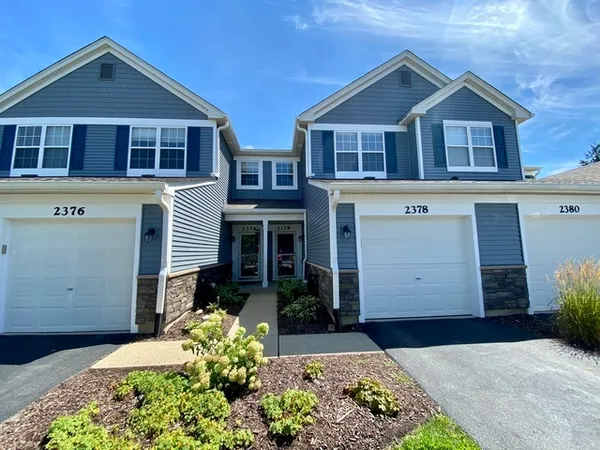 $317,500 | 2378 Overlook Court, Naperville, IL 60563