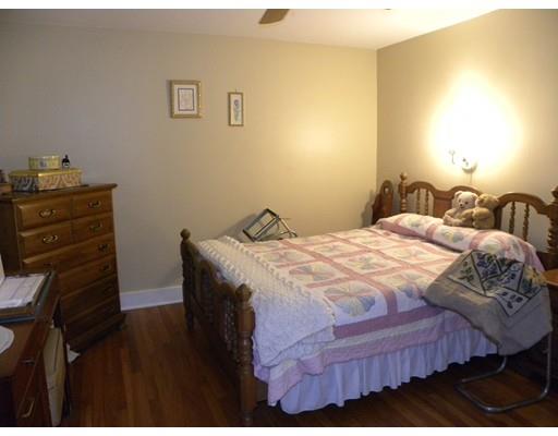 184 Southbridge Road Charlton, MA 01507 - Photo 16 of 41 Gallery Image 16