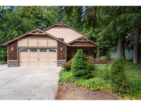$849,900 | 68182 East Twinberry Loop, Welches, OR 97067