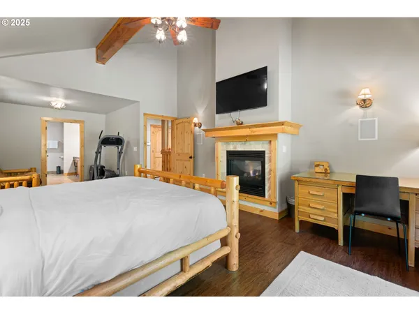 $849,900 | 68182 East Twinberry Loop, Welches, OR 97067