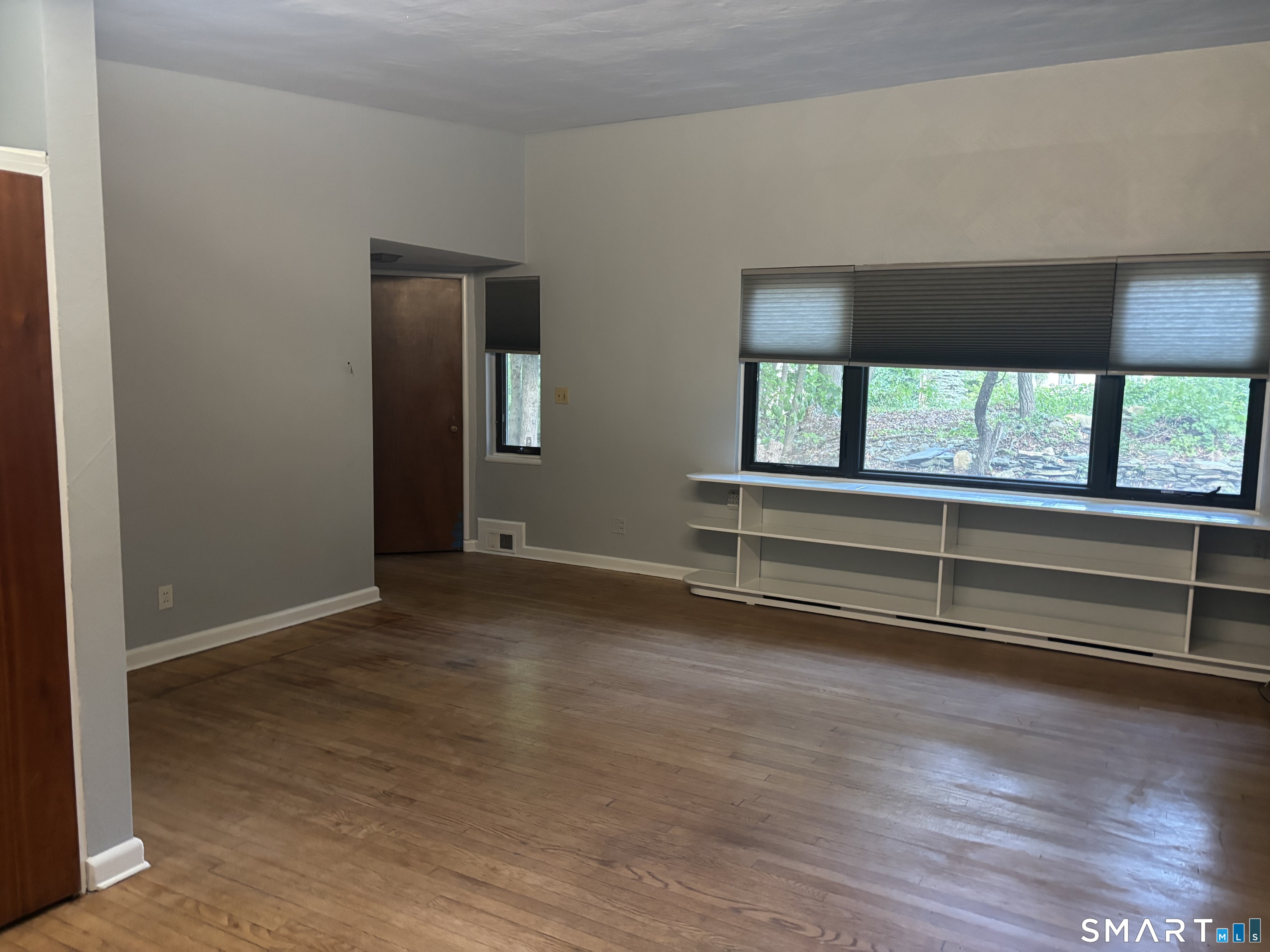 136 Forest Road Milford, CT 06461 - Photo 7 of 10