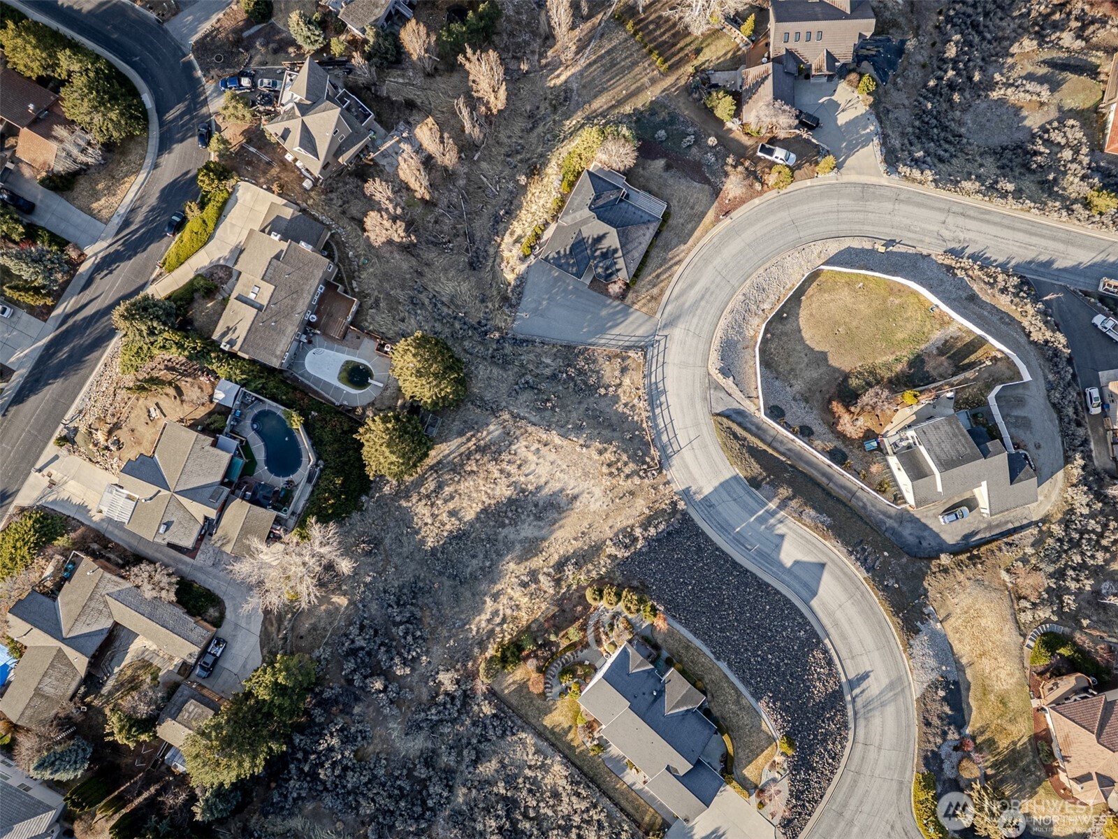 155 Stoney Brook Lane Wenatchee, WA 98801 - Photo 4 of 16 an aerial view of a house with a outdoor space