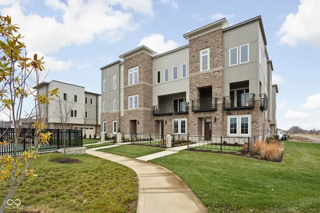 $529,000 | 17447 Carrier Drive, Westfield, IN 46074