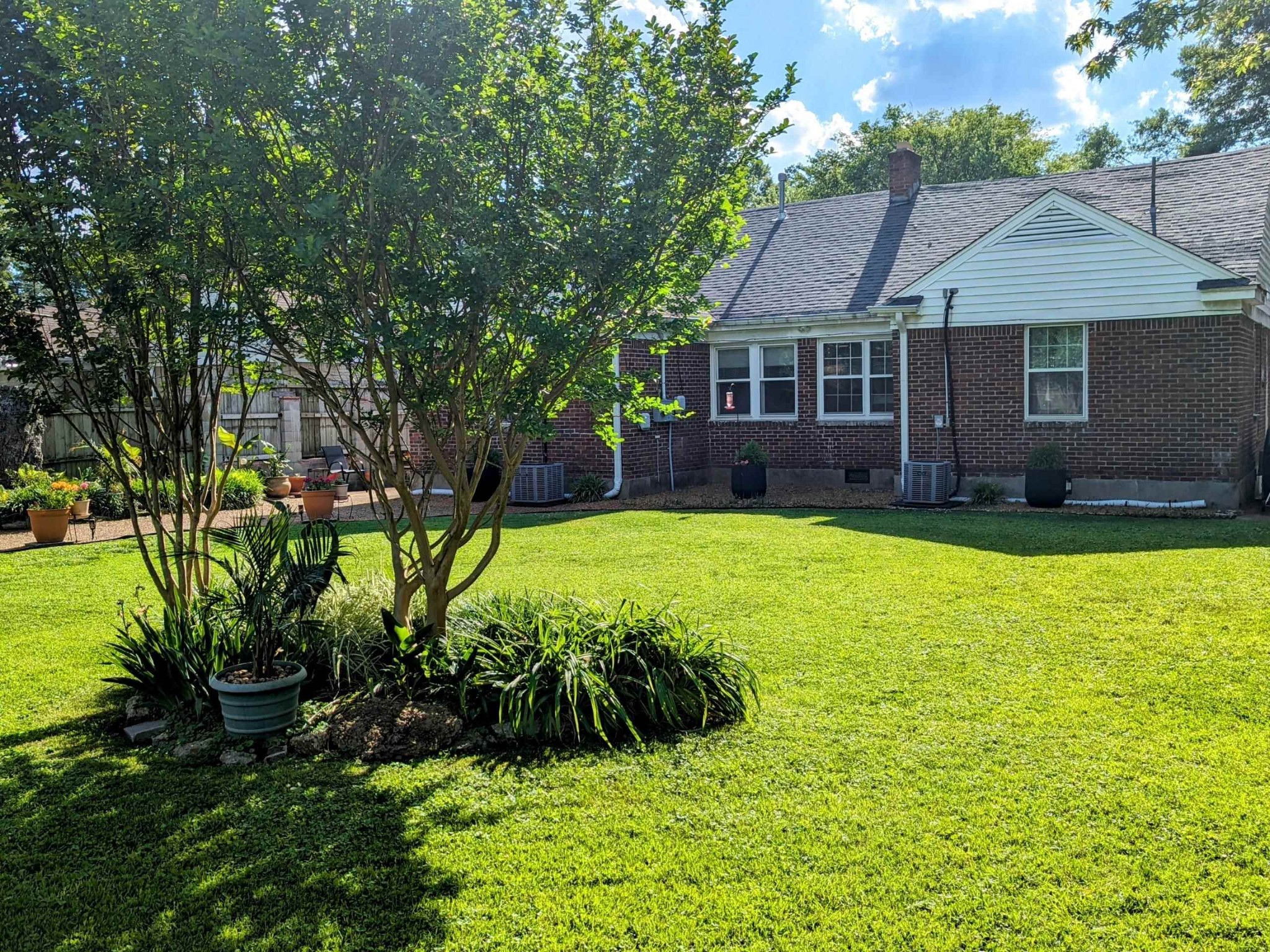 1144 Weiner Road Memphis, TN 38122 - Photo 12 of 12 a view of a house with a yard