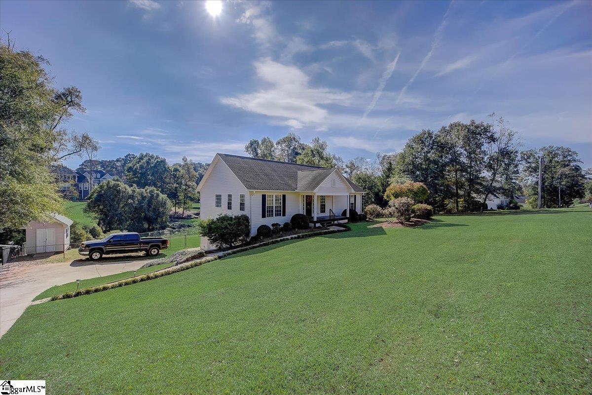 109 Mill Pond Road Easley, SC 29642 - Photo 3 of 36 Gallery Image 3